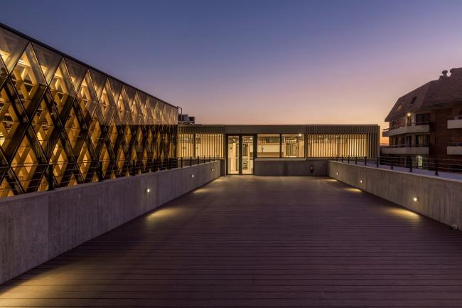 BIM建筑|NBI社区里犹太教堂和社区中间聚集体 / Nicolas Loi BIM建筑|NBI社区里犹太教堂和社区中间聚集体 / Nicolas Loi
