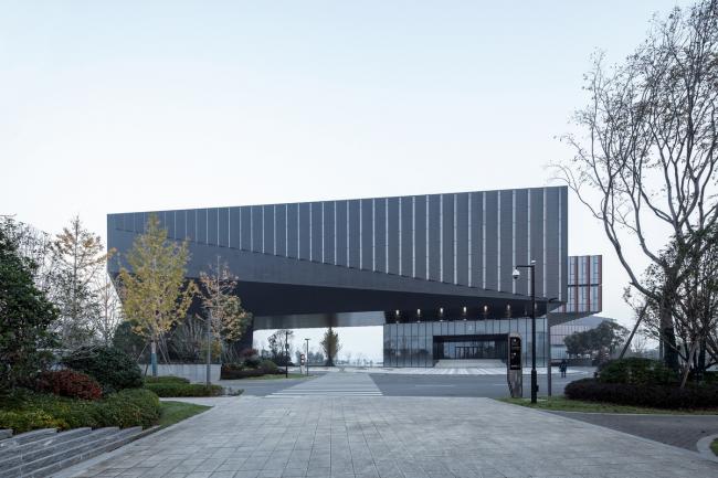 BIM建筑|腾讯武汉研发中间 / 栖城设计 BIM建筑|腾讯武汉研发中间 / 栖城设计