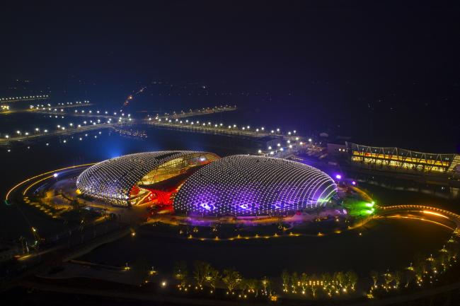 BIM建筑|结合国地舆信息治理论坛德清永远会址 / 浙江年夜学建筑设计研讨院有限公司 BIM建筑|结合国地舆信息治理论坛德清永远会址 / 浙江年夜学建筑设计研讨院有限公司