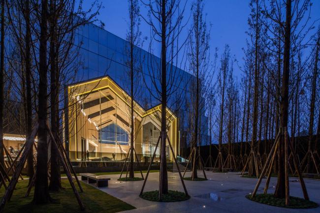 BIM建筑|重庆万科丛林公园发卖展现中间 /LWK + PARTNERS BIM建筑|重庆万科丛林公园发卖展现中间 /LWK + PARTNERS