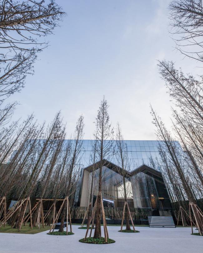 BIM建筑|重庆万科丛林公园发卖展现中间 /LWK + PARTNERS BIM建筑|重庆万科丛林公园发卖展现中间 /LWK + PARTNERS