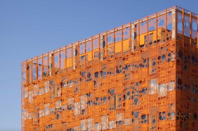 BIM建筑|建筑的几何机变演绎,橙色立方体中的曲面球体:里昂文化中间 BIM建筑|建筑的几何机变演绎,橙色立方体中的曲面球体:里昂文化中间