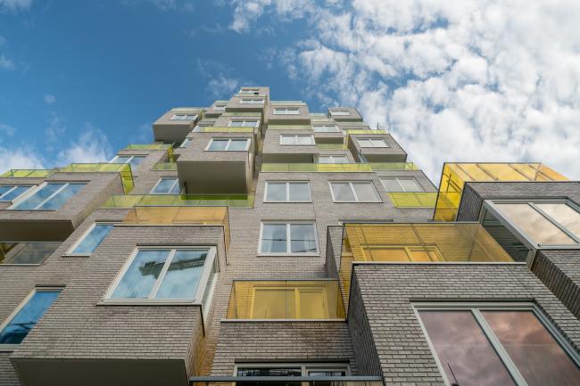 BIM建筑|像素化体快谱奏的俏皮乐章:阿姆斯特丹夏季公寓 BIM建筑|像素化体快谱奏的俏皮乐章:阿姆斯特丹夏季公寓