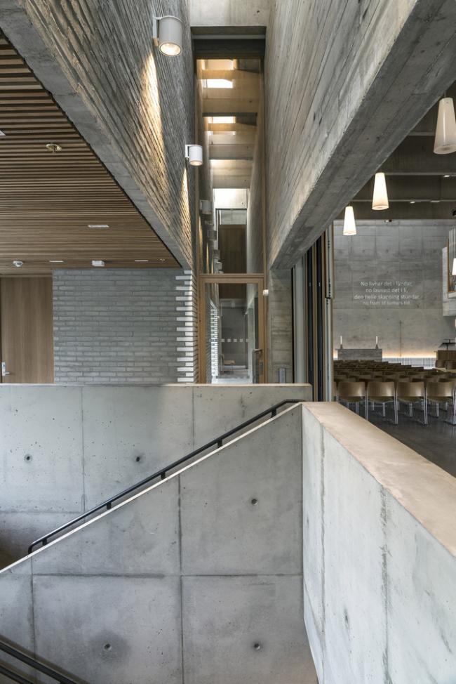 BIM建筑|挪威小城的新教堂和文化中间 / Einar Dahle Arkitekter + Hille Melbye Arkitekter BIM建筑|挪威小城的新教堂和文化中间 / Einar Dahle Arkitekter + Hille Melbye Arkitekter