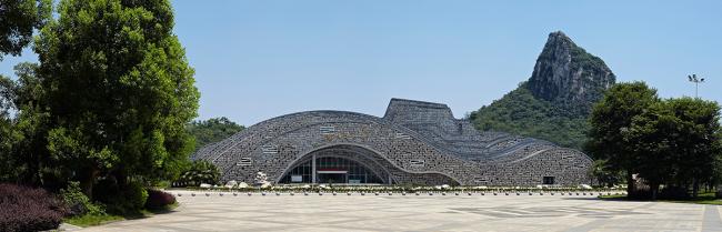 BIM建筑|柳州奇石展览馆丨天津年夜学建筑计划设计研讨总院,张华传授工作室 BIM建筑|柳州奇石展览馆丨天津年夜学建筑计划设计研讨总院,张华传授工作室