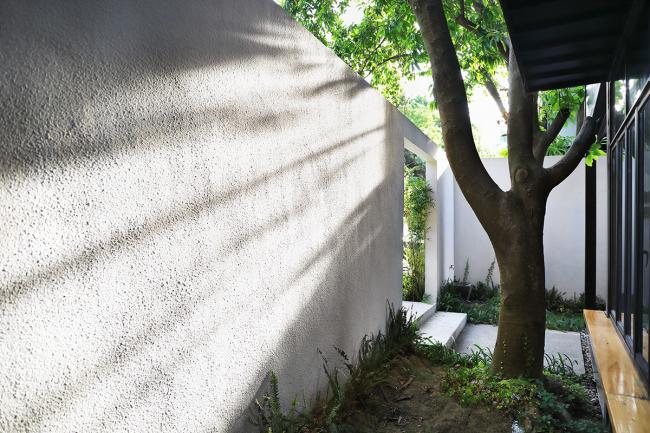 BIM建筑|东莞橙果传媒集装箱办公室 l 间外建筑工作室,冯国安 BIM建筑|东莞橙果传媒集装箱办公室 l 间外建筑工作室,冯国安