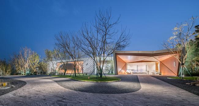 BIM建筑|山崖之巅,格构空间-重庆御临府艺术中间 / 成执设计 BIM建筑|山崖之巅,格构空间-重庆御临府艺术中间 / 成执设计