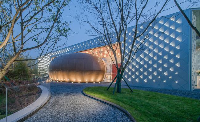 BIM建筑|山崖之巅,格构空间-重庆御临府艺术中间 / 成执设计 BIM建筑|山崖之巅,格构空间-重庆御临府艺术中间 / 成执设计