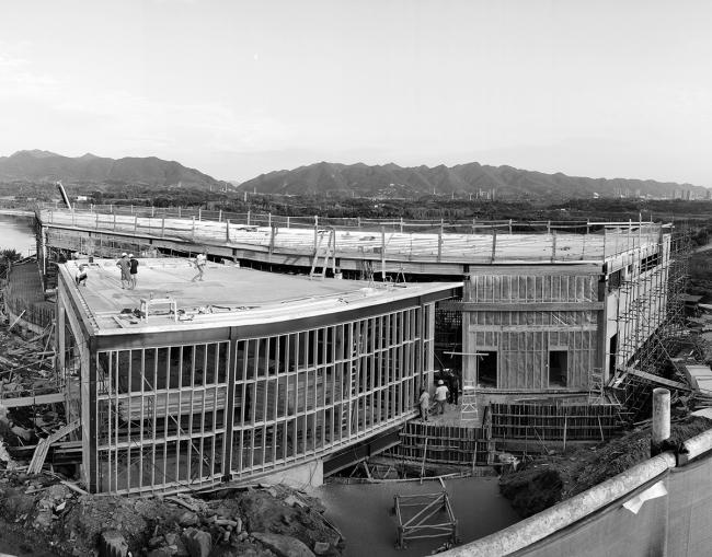 BIM建筑|山崖之巅,格构空间-重庆御临府艺术中间 / 成执设计 BIM建筑|山崖之巅,格构空间-重庆御临府艺术中间 / 成执设计