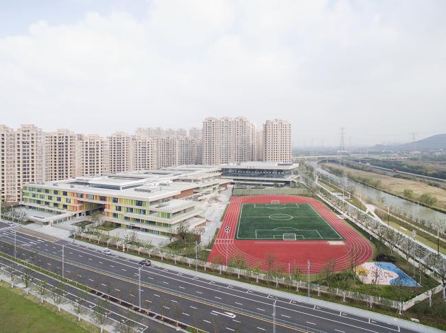BIM建筑|垂直书院——姑苏科技城试验小学设计 / 年夜正+致正建筑事务所 BIM建筑|垂直书院——姑苏科技城试验小学设计 / 年夜正+致正建筑事务所