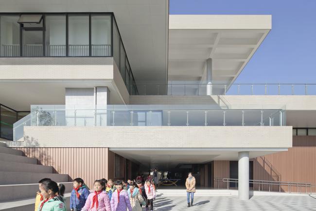 BIM建筑|垂直书院——姑苏科技城试验小学设计 / 年夜正+致正建筑事务所 BIM建筑|垂直书院——姑苏科技城试验小学设计 / 年夜正+致正建筑事务所
