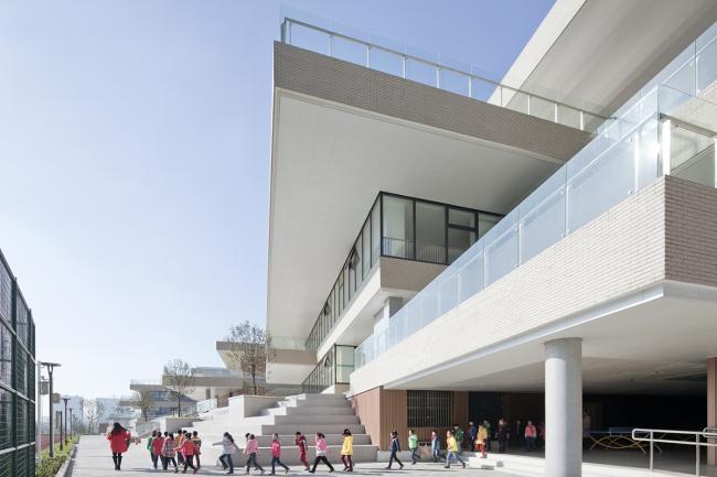 BIM建筑|垂直书院——姑苏科技城试验小学设计 / 年夜正+致正建筑事务所 BIM建筑|垂直书院——姑苏科技城试验小学设计 / 年夜正+致正建筑事务所