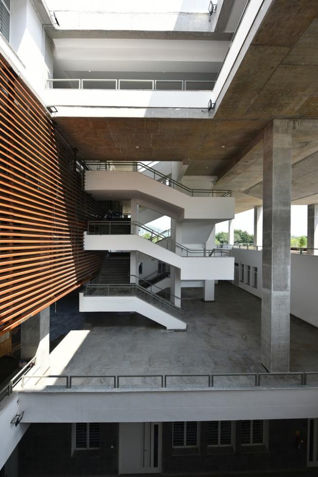 BIM建筑|宏大的排挤平台带来的多元可能性 / 维查雅瓦达计划与建筑学院研讨所 BIM建筑|宏大的排挤平台带来的多元可能性 / 维查雅瓦达计划与建筑学院研讨所