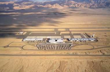 BIM建筑|苍莽戈壁中的一片白色蘑菇岩:以色列蒂姆纳国际机场-BIM建筑网