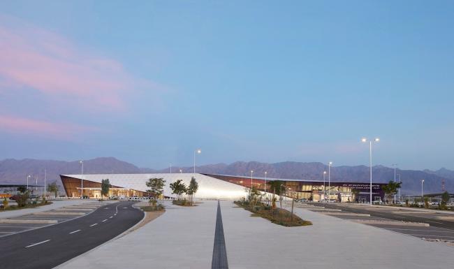 BIM建筑|苍莽戈壁中的一片白色蘑菇岩:以色列蒂姆纳国际机场 BIM建筑|苍莽戈壁中的一片白色蘑菇岩:以色列蒂姆纳国际机场