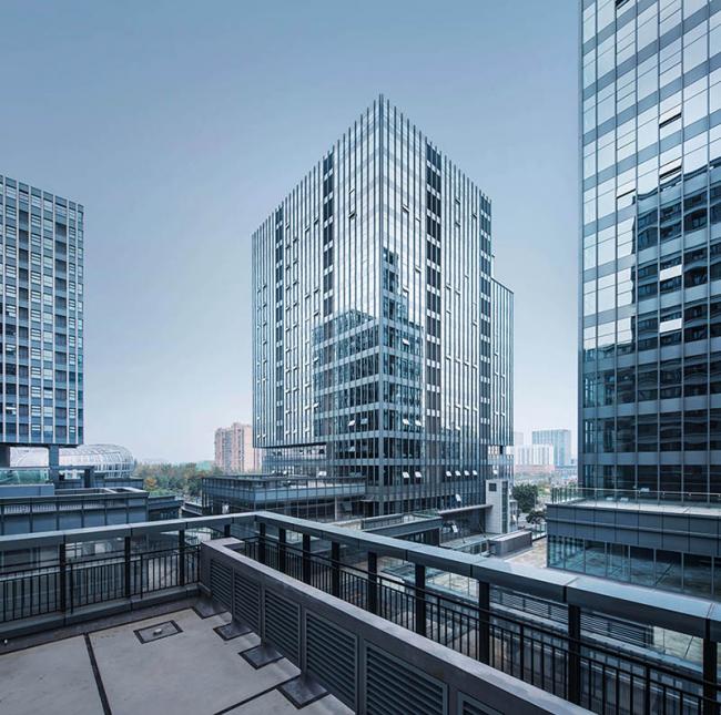 BIM建筑|活动的空间系统——成都昌鑫青羊万和中间 / 成执设计 BIM建筑|活动的空间系统——成都昌鑫青羊万和中间 / 成执设计