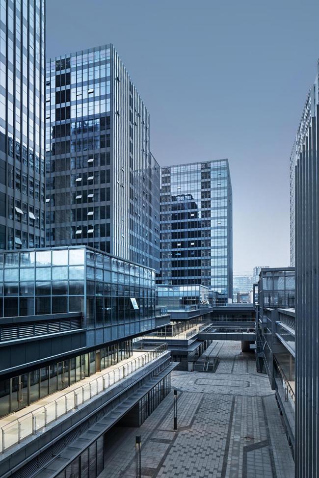 BIM建筑|活动的空间系统——成都昌鑫青羊万和中间 / 成执设计 BIM建筑|活动的空间系统——成都昌鑫青羊万和中间 / 成执设计