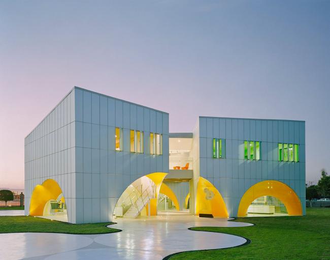 BIM建筑|墨西哥雀巢团体立异试验室/Rojkind Arquitectos BIM建筑|墨西哥雀巢团体立异试验室/Rojkind Arquitectos
