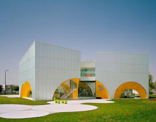 BIM建筑|墨西哥雀巢团体立异试验室/Rojkind Arquitectos BIM建筑|墨西哥雀巢团体立异试验室/Rojkind Arquitectos