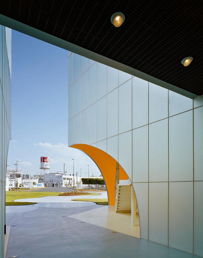 BIM建筑|墨西哥雀巢团体立异试验室/Rojkind Arquitectos BIM建筑|墨西哥雀巢团体立异试验室/Rojkind Arquitectos