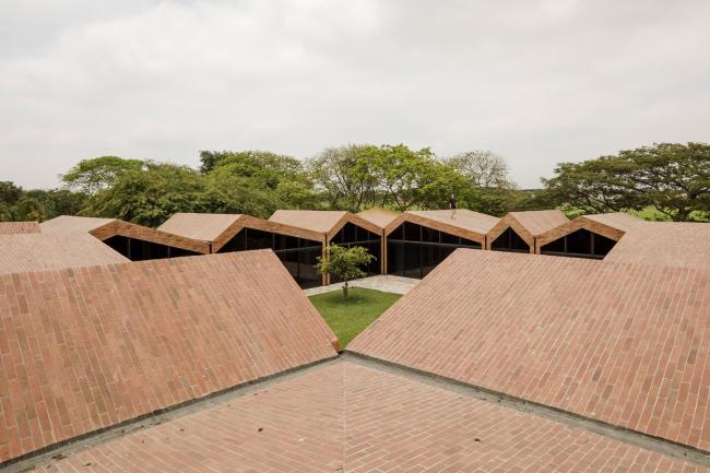 BIM建筑|El Cortijo室第:微缩的老城肌理 | Felipe Assadi Arquitextos BIM建筑|El Cortijo室第:微缩的老城肌理 | Felipe Assadi Arquitextos