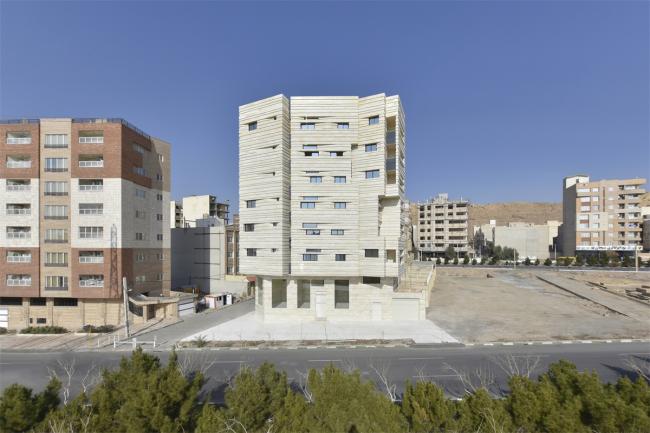 BIM建筑|如同被风化的粗粝岩石:阿维尼室第楼 | Heram建筑事务所 BIM建筑|如同被风化的粗粝岩石:阿维尼室第楼 | Heram建筑事务所