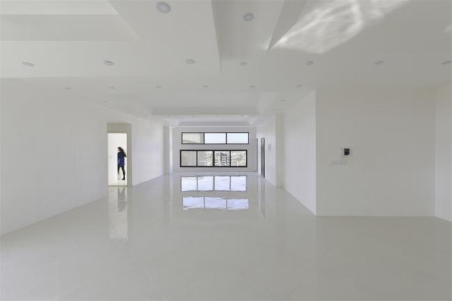 BIM建筑|如同被风化的粗粝岩石:阿维尼室第楼 | Heram建筑事务所 BIM建筑|如同被风化的粗粝岩石:阿维尼室第楼 | Heram建筑事务所