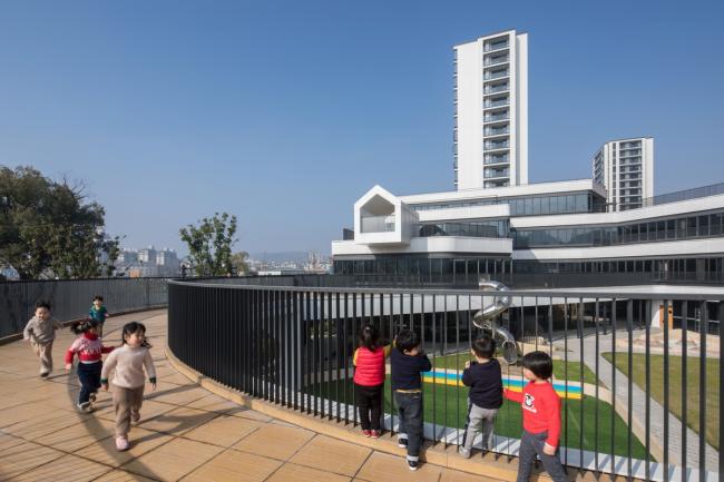 BIM建筑|漂浮的乐土——杭州市浪潮幼儿园 / GLA建筑设计 BIM建筑|漂浮的乐土——杭州市浪潮幼儿园 / GLA建筑设计
