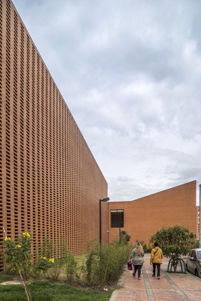 BIM建筑|天井中的黉舍,黉舍中的天井:哥伦比亚中小黉舍 BIM建筑|天井中的黉舍,黉舍中的天井:哥伦比亚中小黉舍