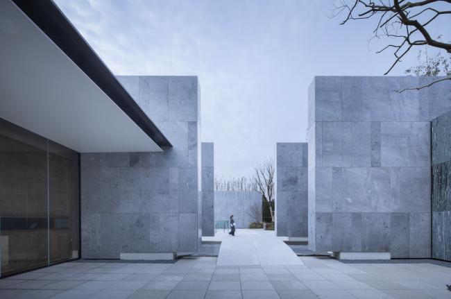 BIM建筑|水与石的江南光影——常州旭辉铂悦天宁生涯艺术馆 / 水石设计 BIM建筑|水与石的江南光影——常州旭辉铂悦天宁生涯艺术馆 / 水石设计