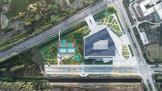 BIM建筑|动感的能量盒子:扬州南部新城体育园 / 柏涛设计 BIM建筑|动感的能量盒子:扬州南部新城体育园 / 柏涛设计