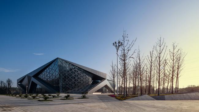 BIM建筑|动感的能量盒子:扬州南部新城体育园 / 柏涛设计 BIM建筑|动感的能量盒子:扬州南部新城体育园 / 柏涛设计