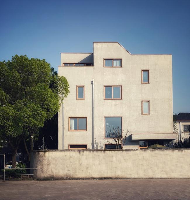 BIM建筑|素雅蕴藉,玲珑通透,宁波艺术家私宅 / 上海继梵建筑设计事务所 BIM建筑|素雅蕴藉,玲珑通透,宁波艺术家私宅 / 上海继梵建筑设计事务所