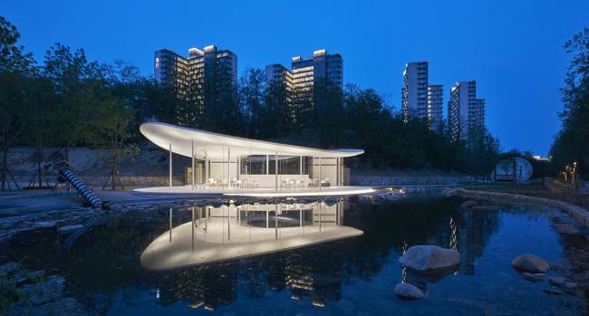BIM建筑|沙岸上的白色凉帽:阿那亚咖啡厅 / odd BIM建筑|沙岸上的白色凉帽:阿那亚咖啡厅 / odd