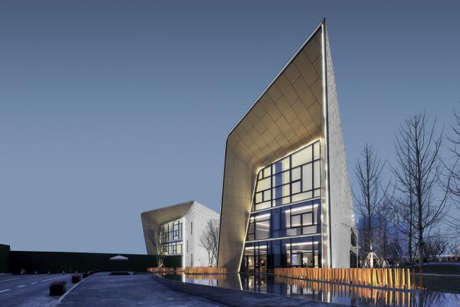 BIM建筑|场合、几何学、天然——成都万科公园传奇幼儿园 / 成执设计 BIM建筑|场合、几何学、天然——成都万科公园传奇幼儿园 / 成执设计