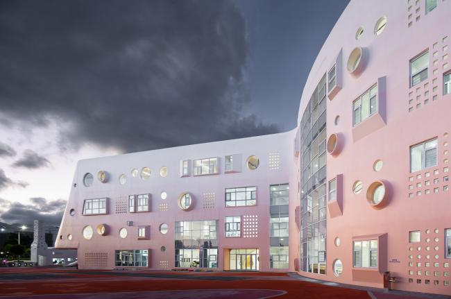 BIM建筑|一个可触摸的乌托邦,一个可实现的幻想国——棒棒糖幻想园 / 西安迪卡幼儿园设计中间 BIM建筑|一个可触摸的乌托邦,一个可实现的幻想国——棒棒糖幻想园 / 西安迪卡幼儿园设计中间