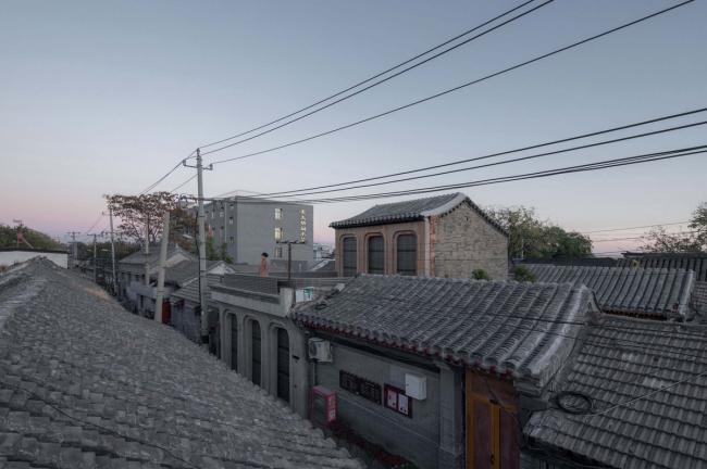 BIM建筑|老北京胡同里的机密酒馆:四合院改革 / 雅思睿设计研讨室 BIM建筑|老北京胡同里的机密酒馆:四合院改革 / 雅思睿设计研讨室