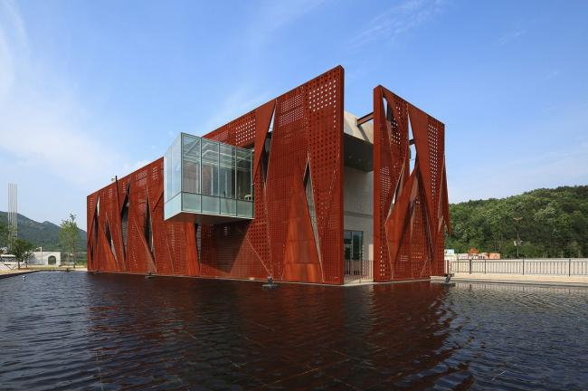 BIM建筑|老根里和平博物馆 / METAA BIM建筑|老根里和平博物馆 / METAA