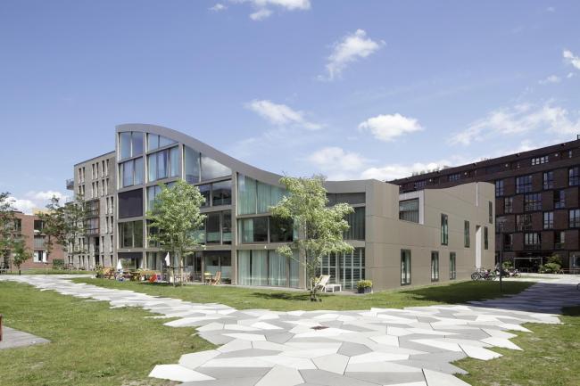 BIM建筑|如同随风舞动的旗号:荷兰Hidden Delights公寓 / NL Architects BIM建筑|如同随风舞动的旗号:荷兰Hidden Delights公寓 / NL Architects
