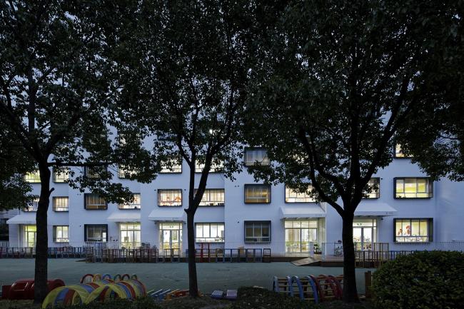 BIM建筑|纯净的花圃碉堡:上海徐汇科技幼儿园 / 元秀万建筑事务所 BIM建筑|纯净的花圃碉堡:上海徐汇科技幼儿园 / 元秀万建筑事务所