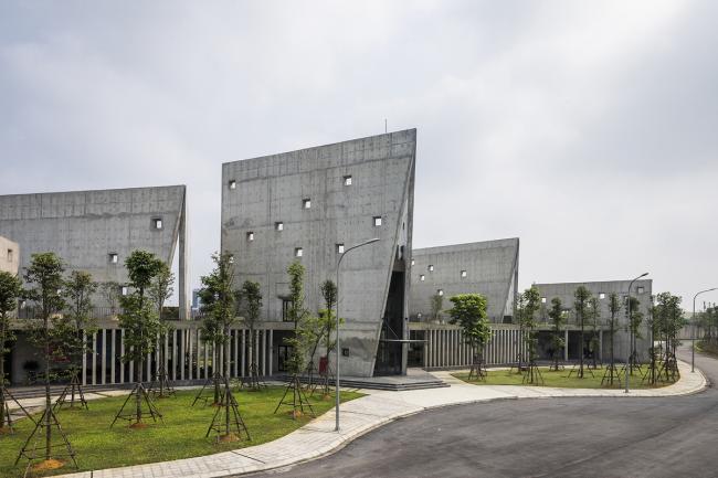 BIM建筑|光影错落,开合有度:Viettel 厂外工作室 / 武重义建筑事务所 BIM建筑|光影错落,开合有度:Viettel 厂外工作室 / 武重义建筑事务所
