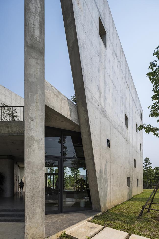 BIM建筑|光影错落,开合有度:Viettel 厂外工作室 / 武重义建筑事务所 BIM建筑|光影错落,开合有度:Viettel 厂外工作室 / 武重义建筑事务所