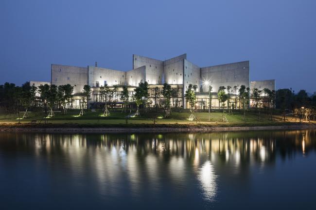 BIM建筑|光影错落,开合有度:Viettel 厂外工作室 / 武重义建筑事务所 BIM建筑|光影错落,开合有度:Viettel 厂外工作室 / 武重义建筑事务所