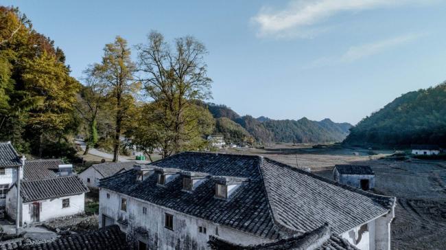 BIM建筑|奇峰村史馆 / SUP素朴建筑工作室 BIM建筑|奇峰村史馆 / SUP素朴建筑工作室