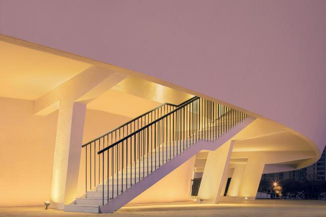 BIM建筑|静若处子,流光四溢——中国轻纺城时尚宣布戏院 / WAU建筑事务所 BIM建筑|静若处子,流光四溢——中国轻纺城时尚宣布戏院 / WAU建筑事务所
