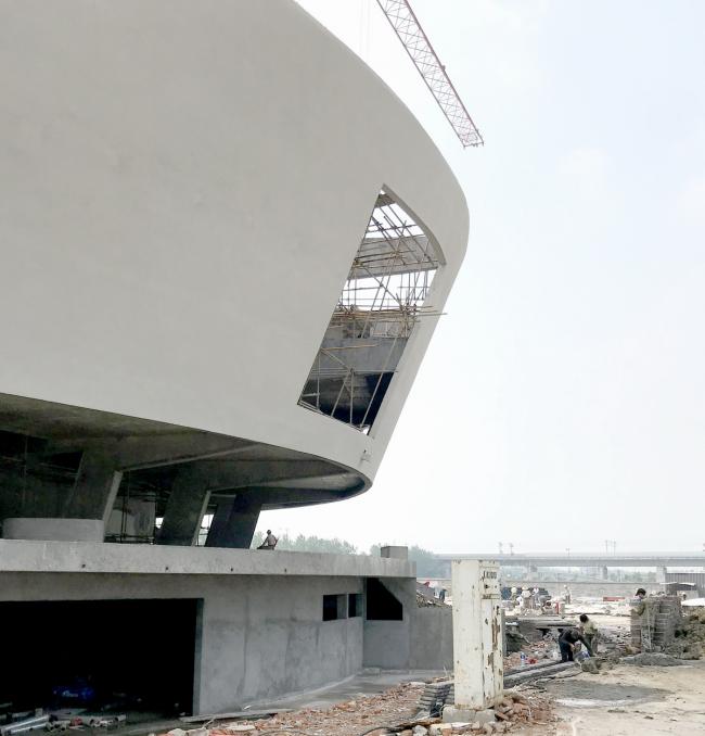 BIM建筑|静若处子,流光四溢——中国轻纺城时尚宣布戏院 / WAU建筑事务所 BIM建筑|静若处子,流光四溢——中国轻纺城时尚宣布戏院 / WAU建筑事务所