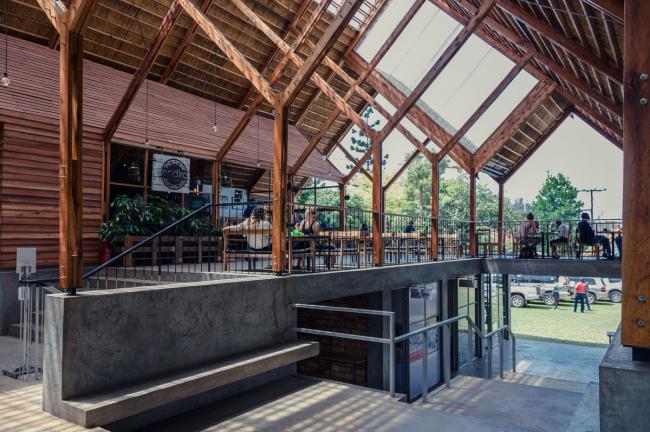 BIM建筑|轻巧明快,如擦过草地的轻燕:山森日式餐厅/ TERRAIN architects BIM建筑|轻巧明快,如擦过草地的轻燕:山森日式餐厅/ TERRAIN architects