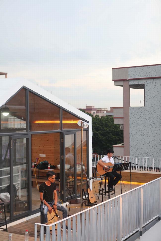 BIM建筑|众筹来的露台公共空间——新基白屋子平易近宿群 / 竖梁社建筑 BIM建筑|众筹来的露台公共空间——新基白屋子平易近宿群 / 竖梁社建筑