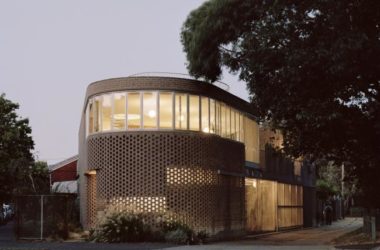 BIM建筑|玫瑰之家,砖网格幕墙以顺应三角狭地-BIM建筑网