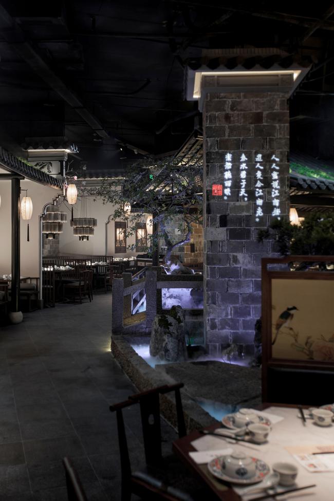 BIM建筑|闲庭散步,锦瑟韶华:江南里中餐厅,江苏常州/卧野空间设计事务所 BIM建筑|闲庭散步,锦瑟韶华:江南里中餐厅,江苏常州/卧野空间设计事务所